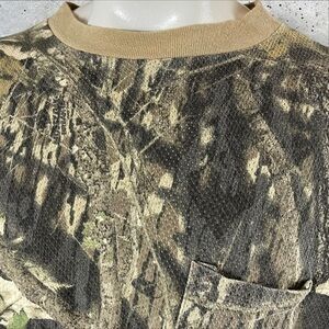 Vintage Sasquatch Camo Shirt Men's XL/2XL Hunting Long Sleeve Perforated T578